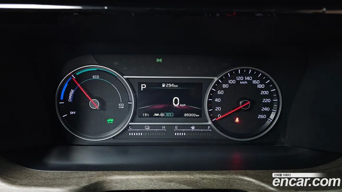 Kia Sorento — фото 10