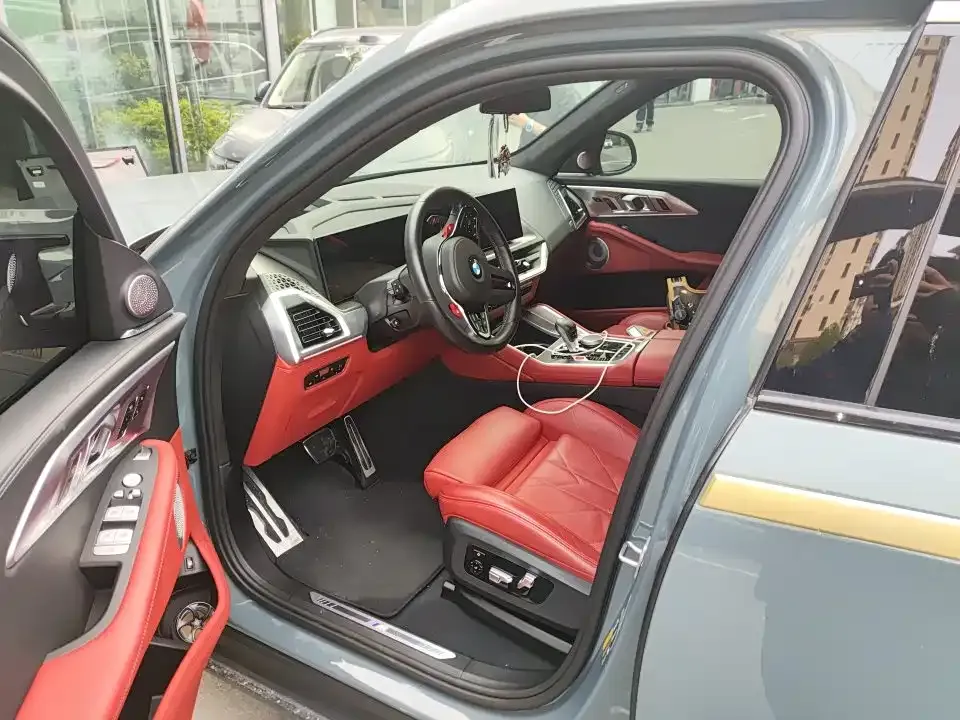 BMW XM 2024 из CN, фото 4