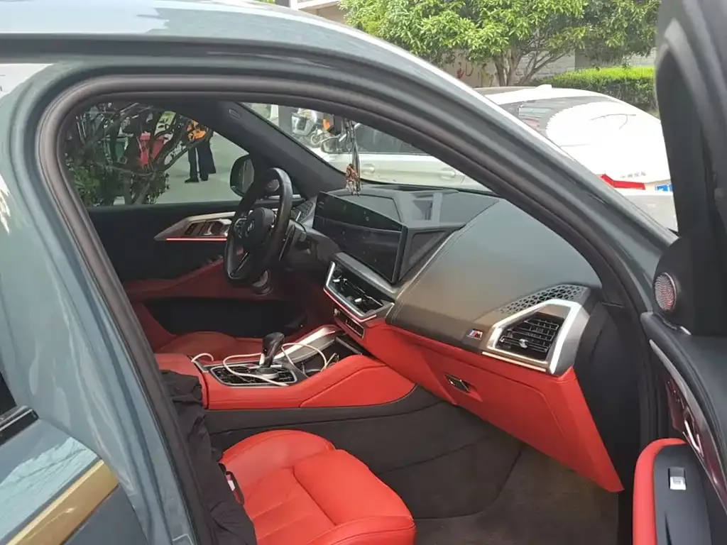 BMW XM 2024 из CN, фото 5