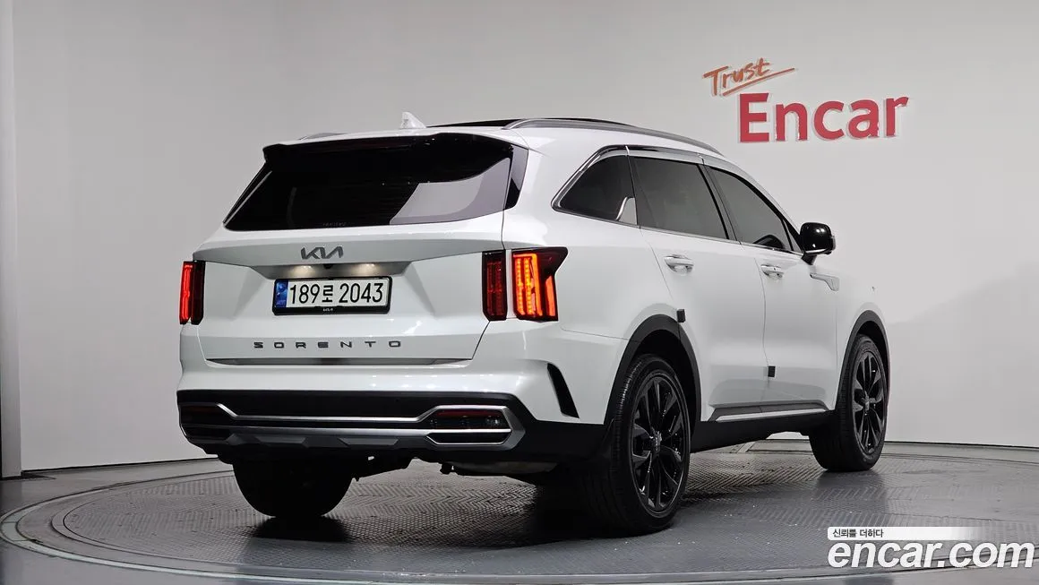 Kia Sorento — фото 5