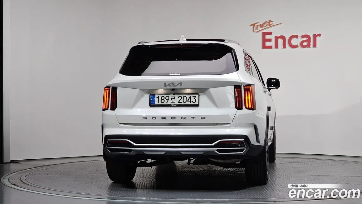 Kia Sorento — фото 4