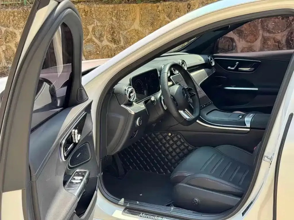 Mercedes-Benz C-Class 2024 из CN, фото 5