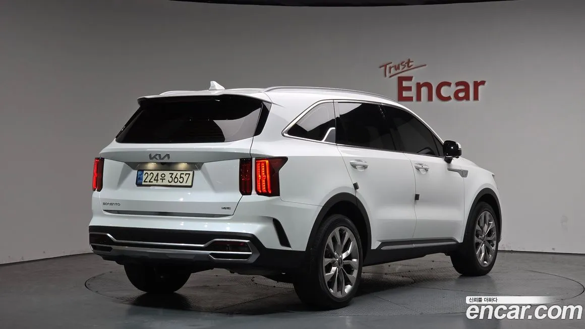 Kia Sorento — фото 5