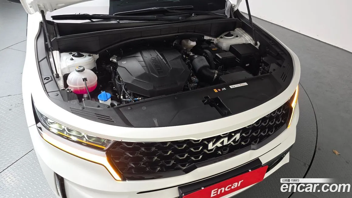 Kia Sorento — фото 9