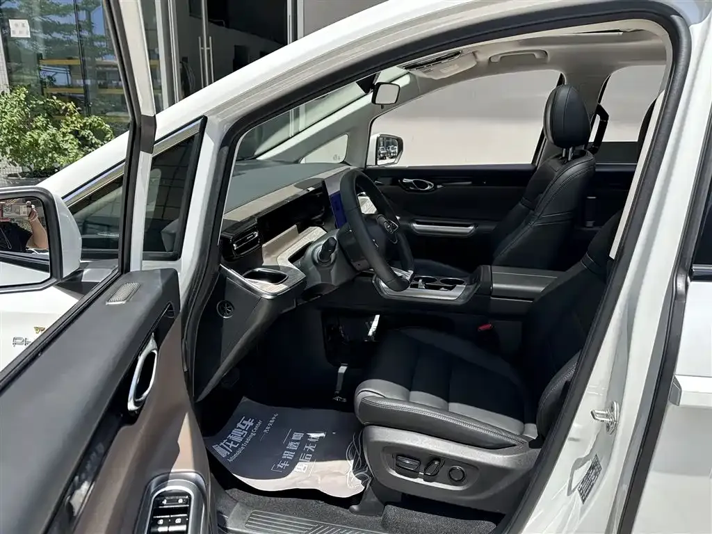 GAC Motor E8 Hybrid 2024 из CN, фото 6