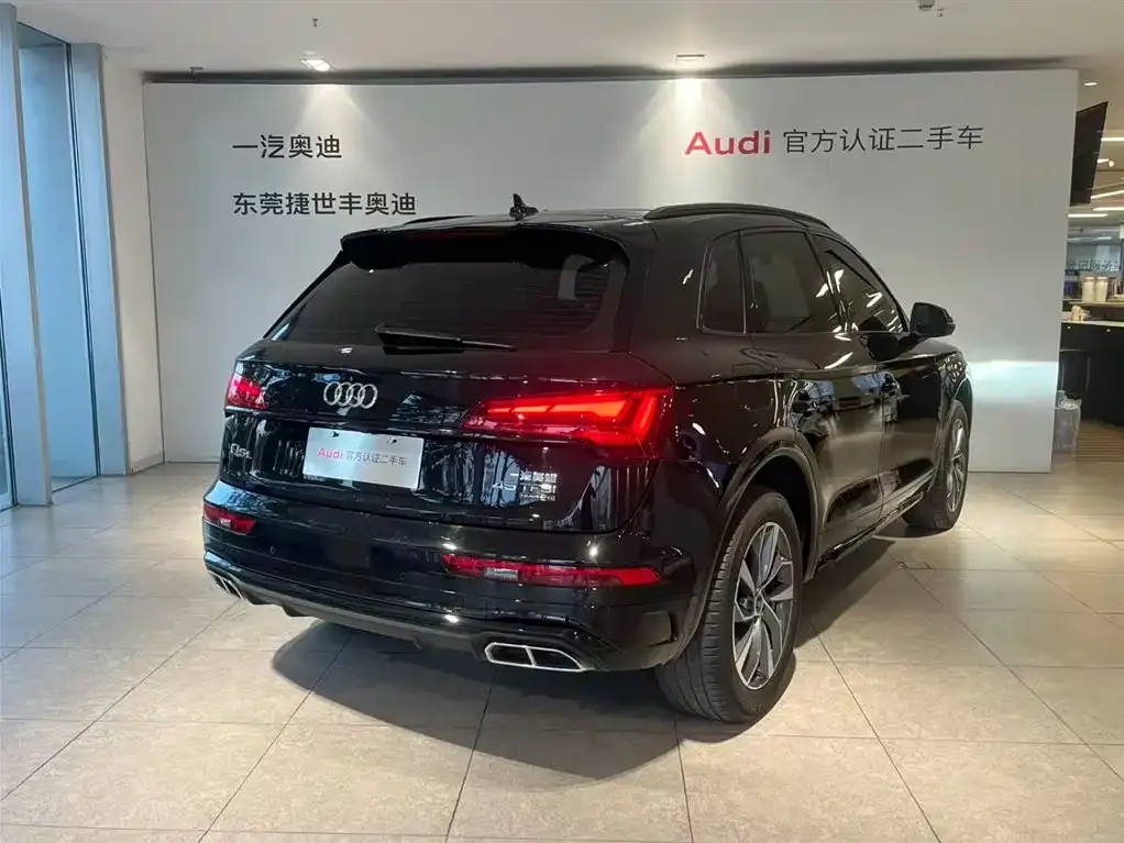 Audi Q5L — фото 2