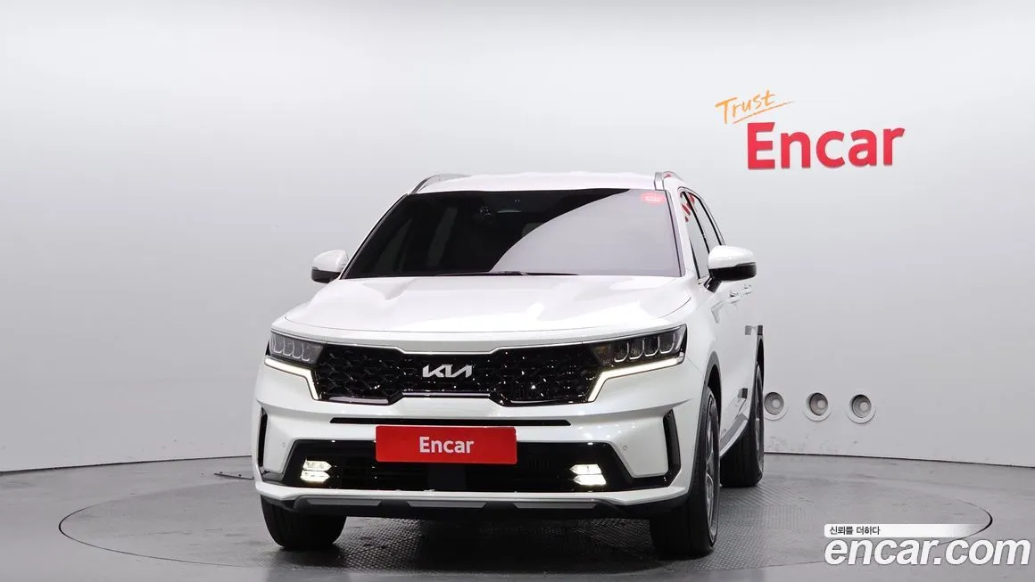 Kia Sorento — фото 7