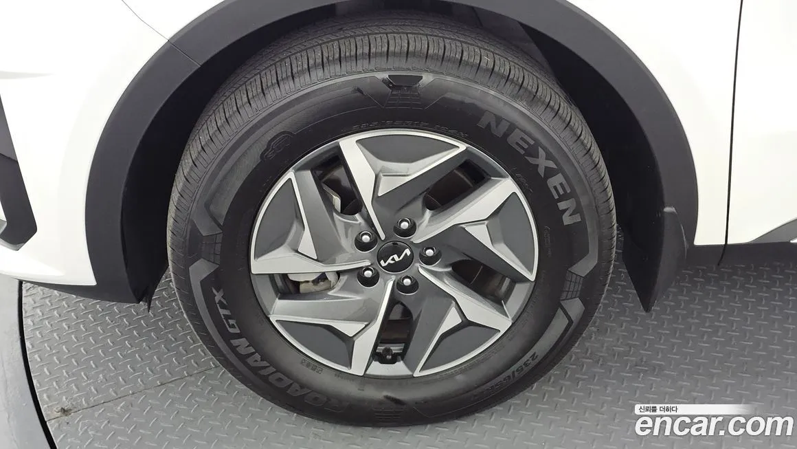Kia Sorento — фото 10