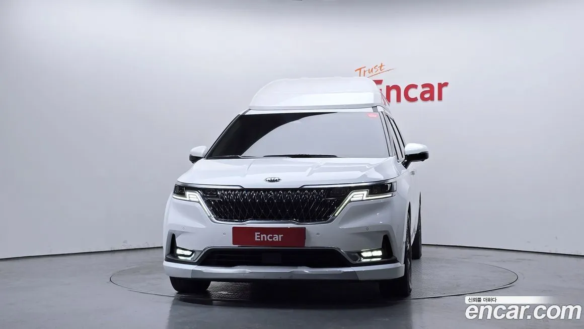 Kia Carnival — фото 5