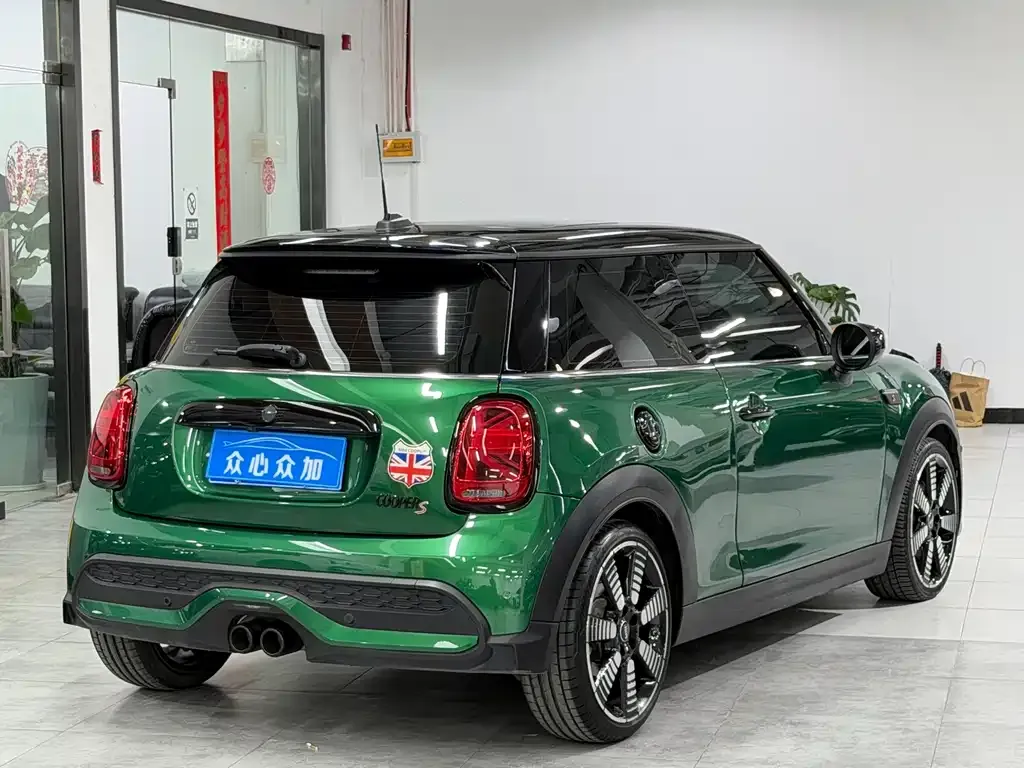 MINI Cooper (3-door) 2023 из CN, фото 5