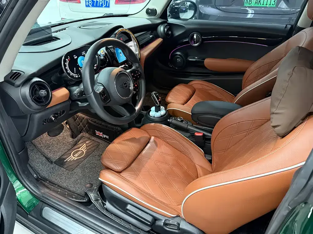 MINI Cooper (3-door) 2023 из CN, фото 3