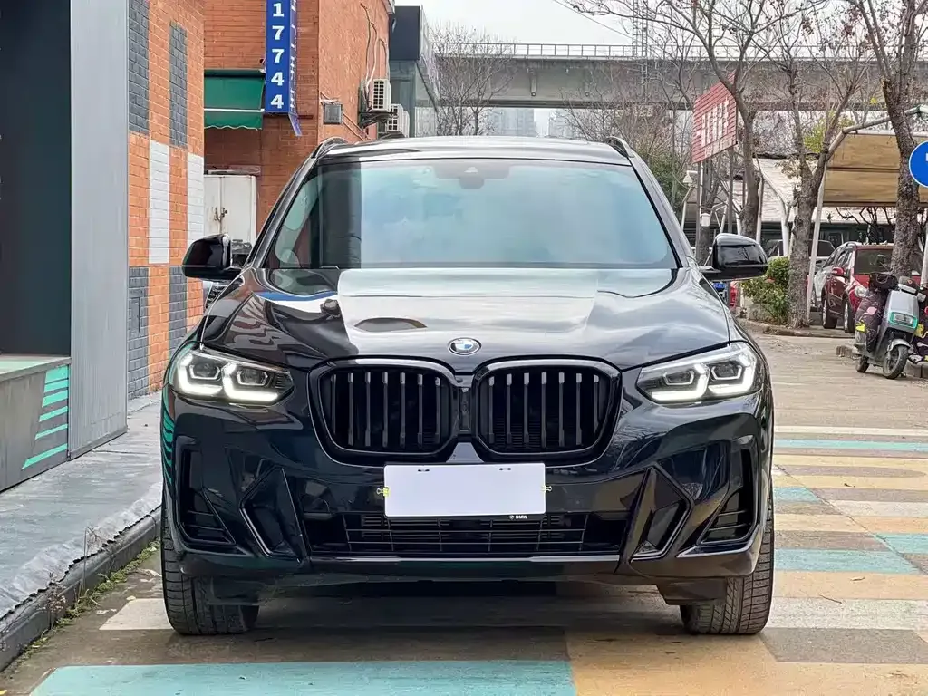 BMW X3 — фото 9