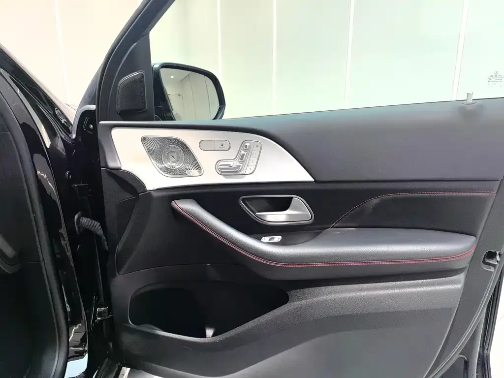 Mercedes-Benz GLE AMG — фото 8