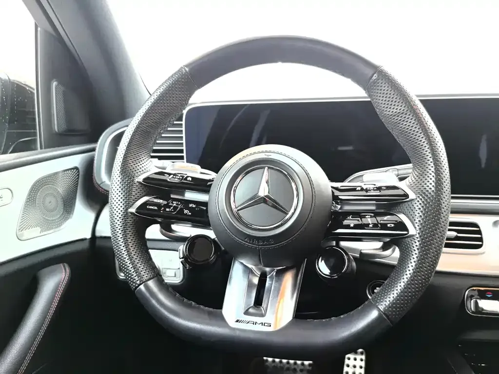 Mercedes-Benz GLE AMG — фото 5