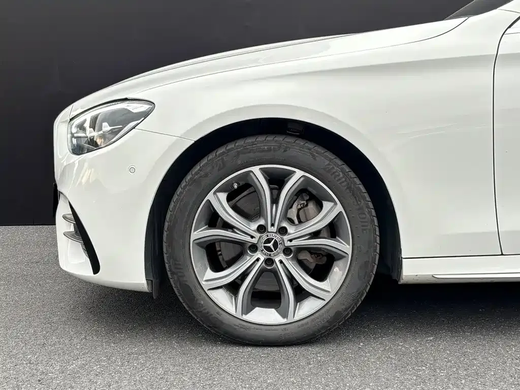 Mercedes-Benz E-Class 2023 из CN, фото 9