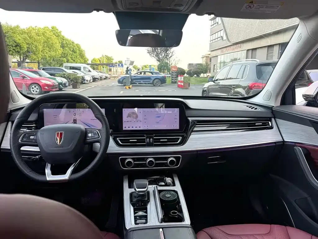 Hongqi HS5 — фото 10