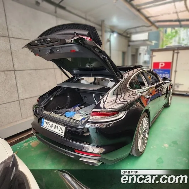 Porsche Panamera 2022 из KR, фото 7