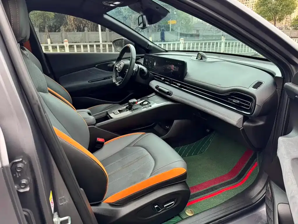 GAC Motor Shadow Leopard — фото 3