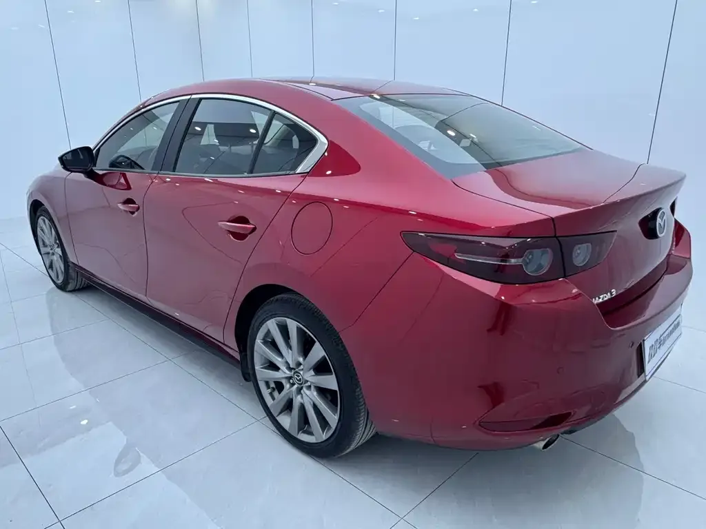 Mazda 3 Axela — фото 2