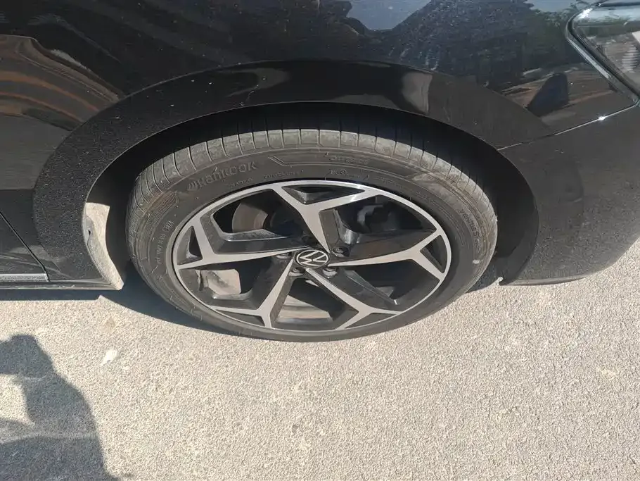 Volkswagen Passat — фото 5