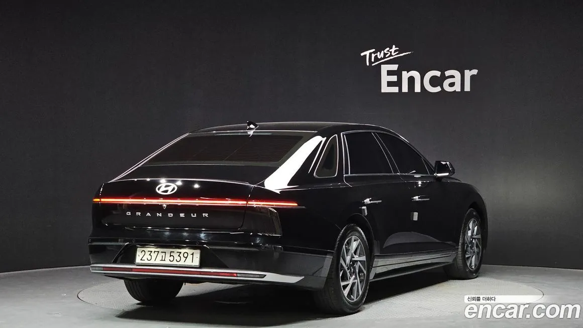 Hyundai Grandeur 2023 из KR, фото 4