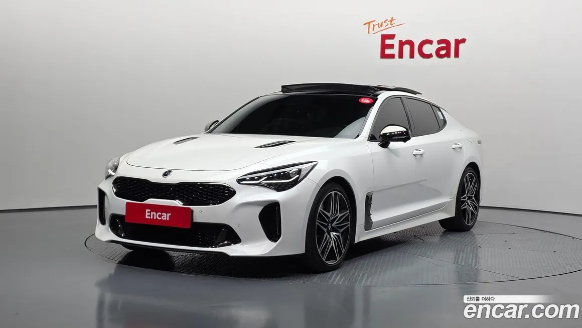 Kia Stinger 2021 из KR, фото 1