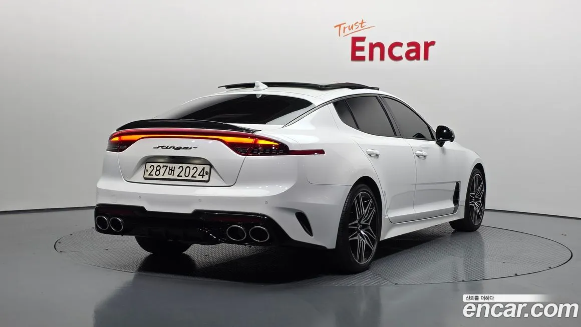Kia Stinger 2021 из KR, фото 2