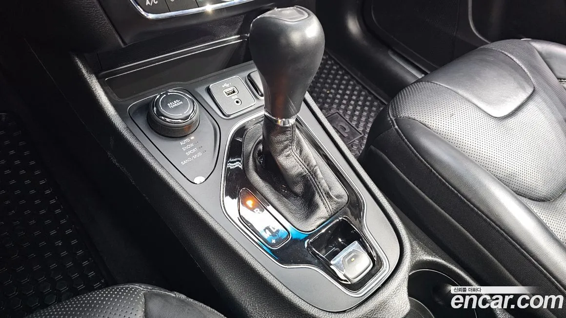 Jeep Cherokee 2021 из KR, фото 9