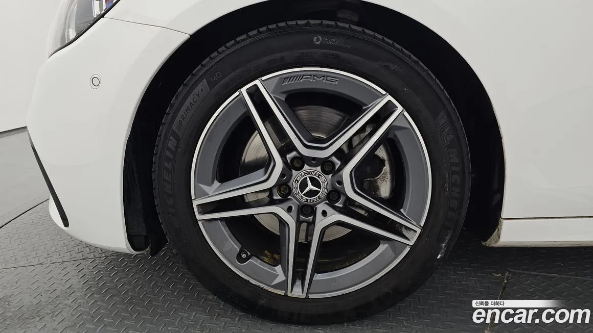 Mercedes-Benz E-Class 2023 из KR, фото 4