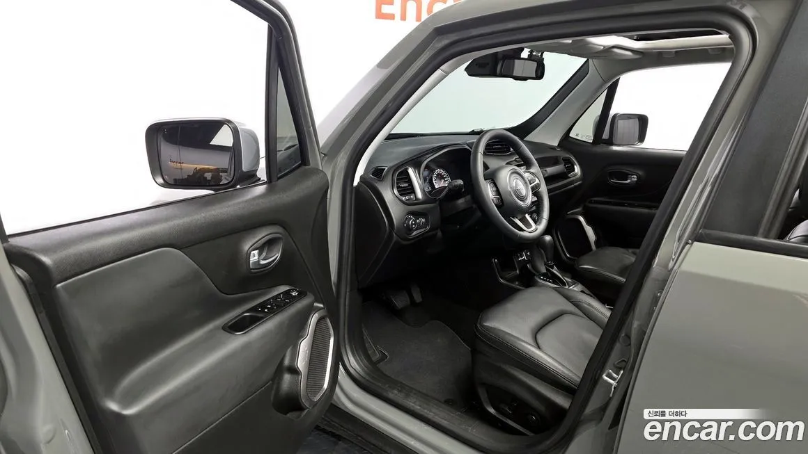 Jeep Renegade 2022 из KR, фото 9