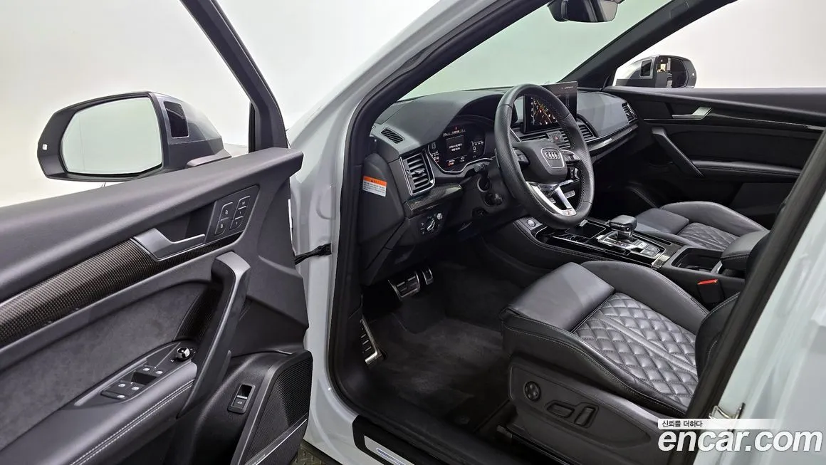 Audi SQ5 2023 из KR, фото 7