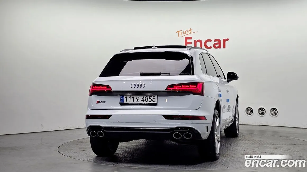 Audi SQ5 2023 из KR, фото 3