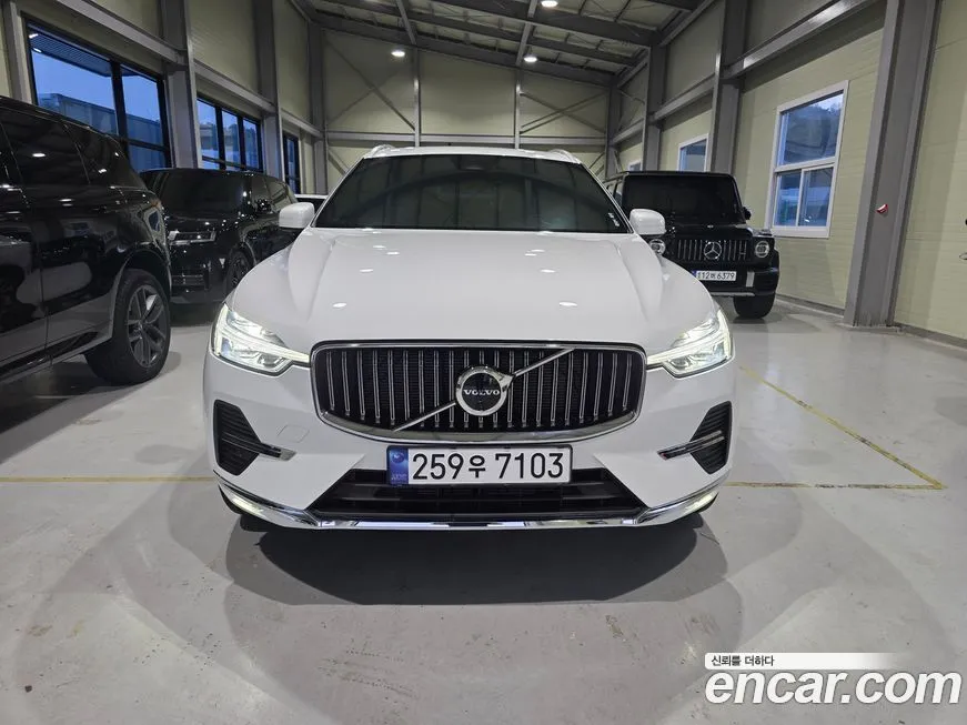 Volvo XC60 — фото 10