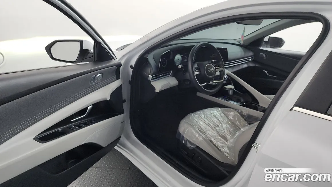 Hyundai AVANTE 2023 из KR, фото 5