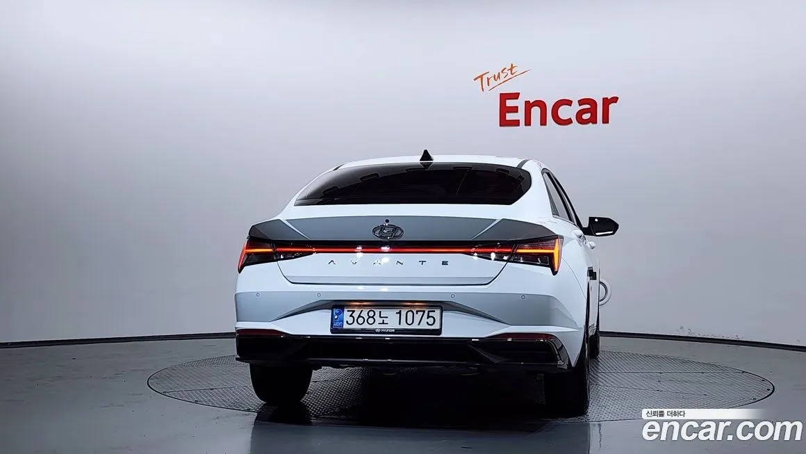Hyundai AVANTE 2023 из KR, фото 3