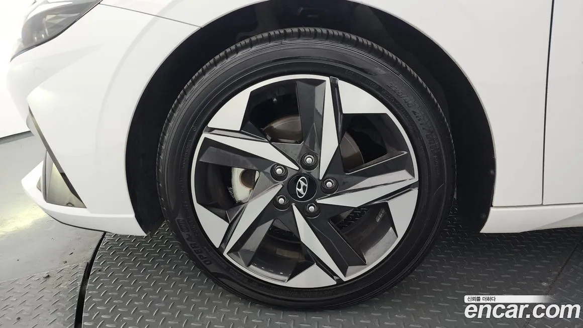 Hyundai AVANTE 2023 из KR, фото 10