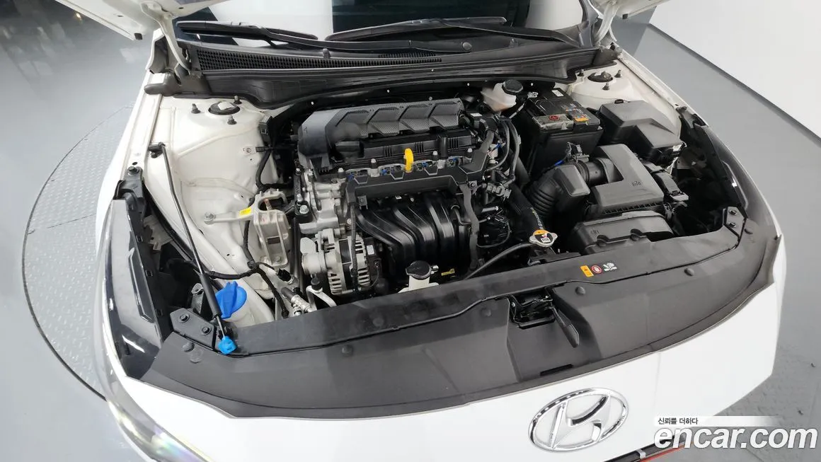 Hyundai AVANTE 2023 из KR, фото 6