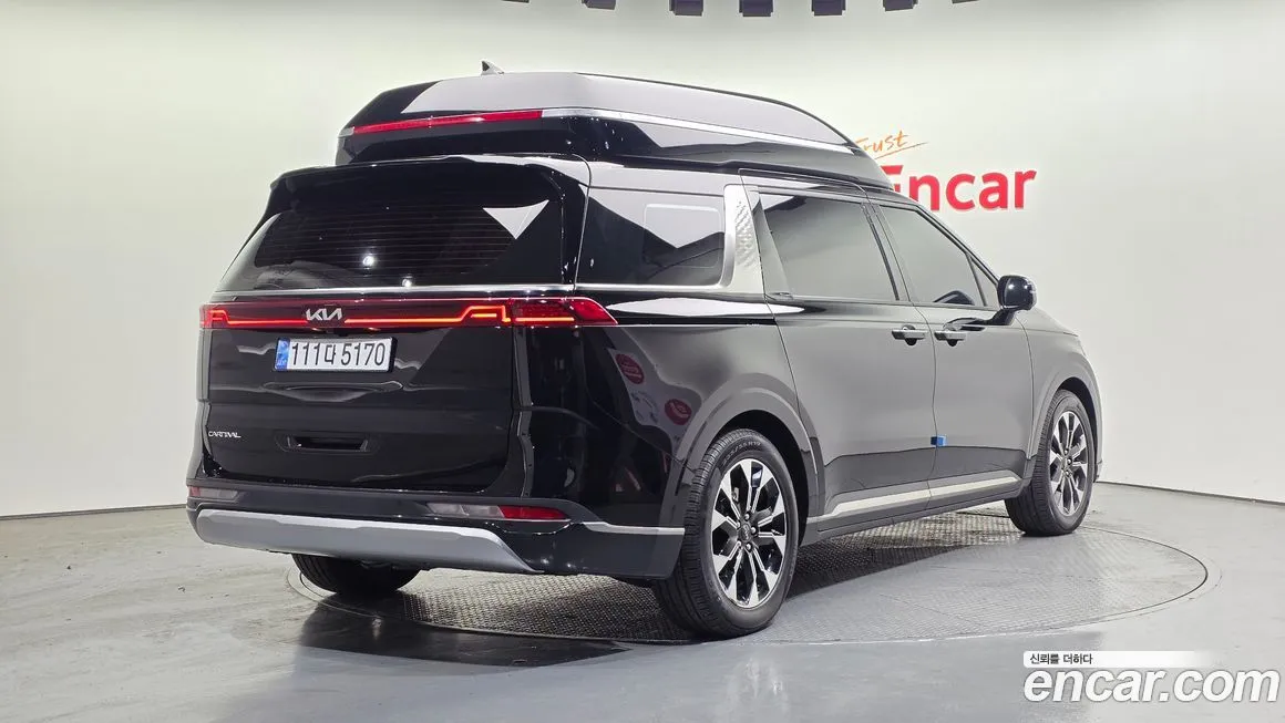 Kia Carnival 2023 из KR, фото 2