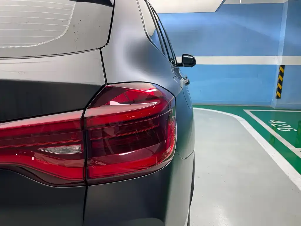 BMW iX3 — фото 2