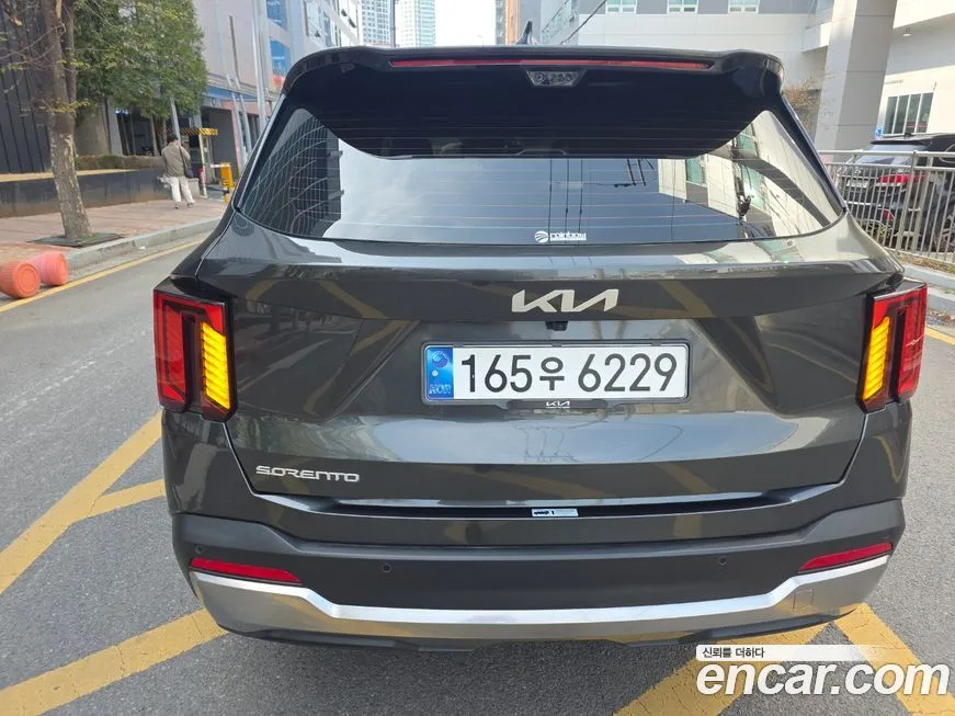 Kia Sorento — фото 4