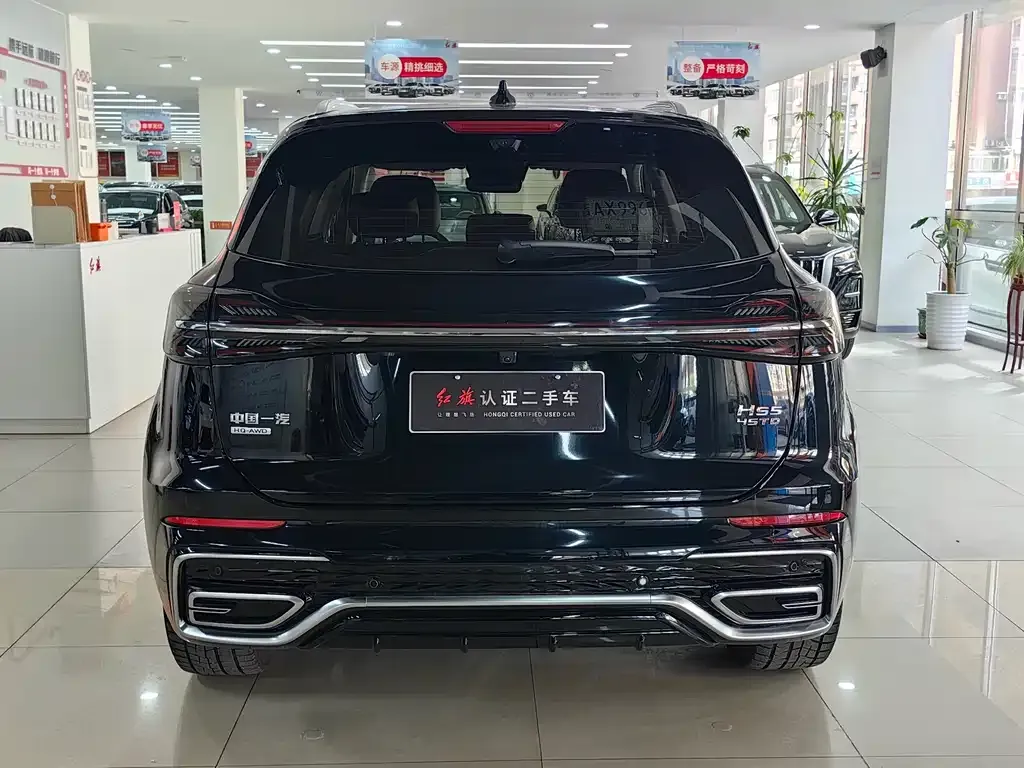 Hongqi HS5 — фото 6