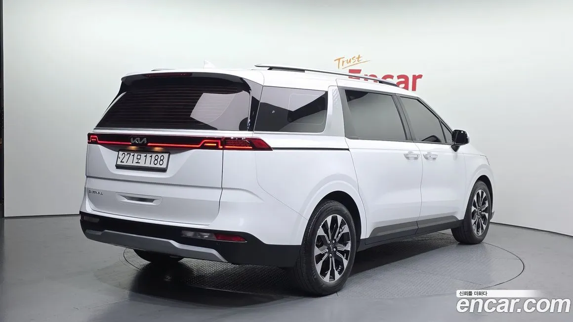 Kia Carnival 2022 из KR, фото 2