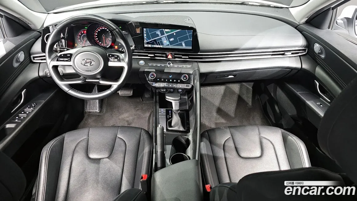 Hyundai AVANTE — фото 8