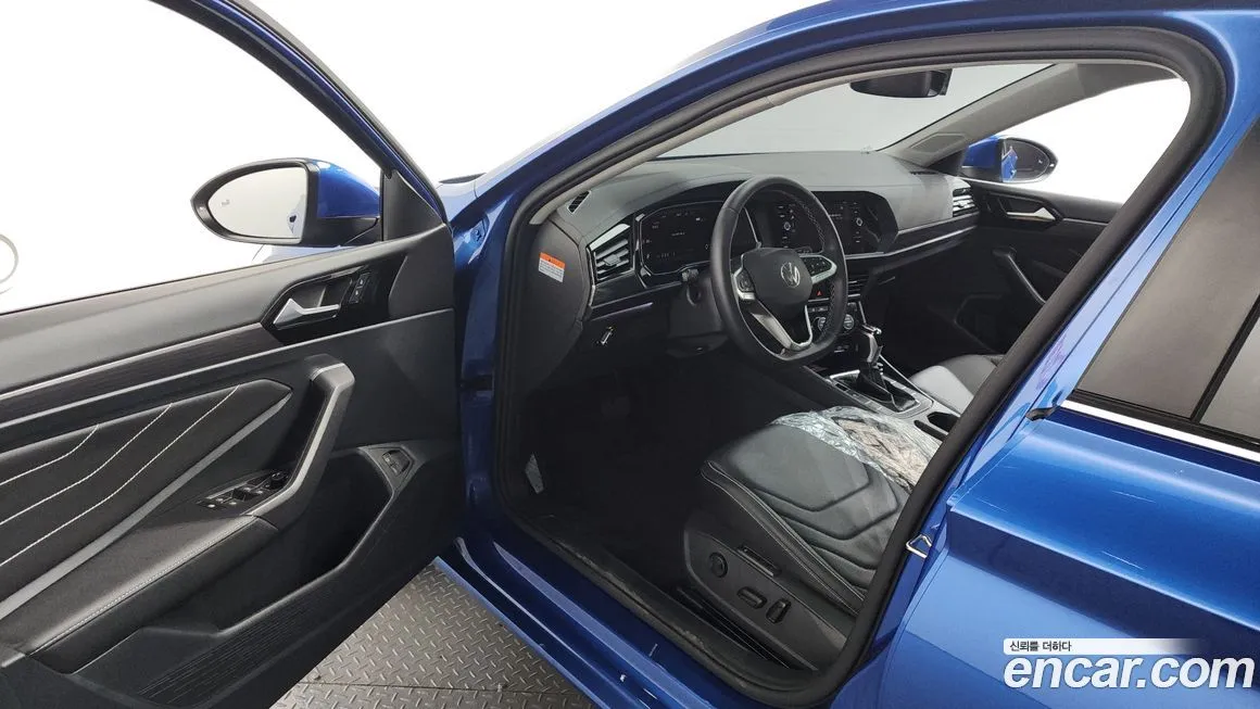 Volkswagen Jetta 2023 из KR, фото 4