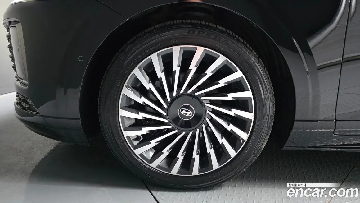 Hyundai Grandeur 2023 из KR, фото 9