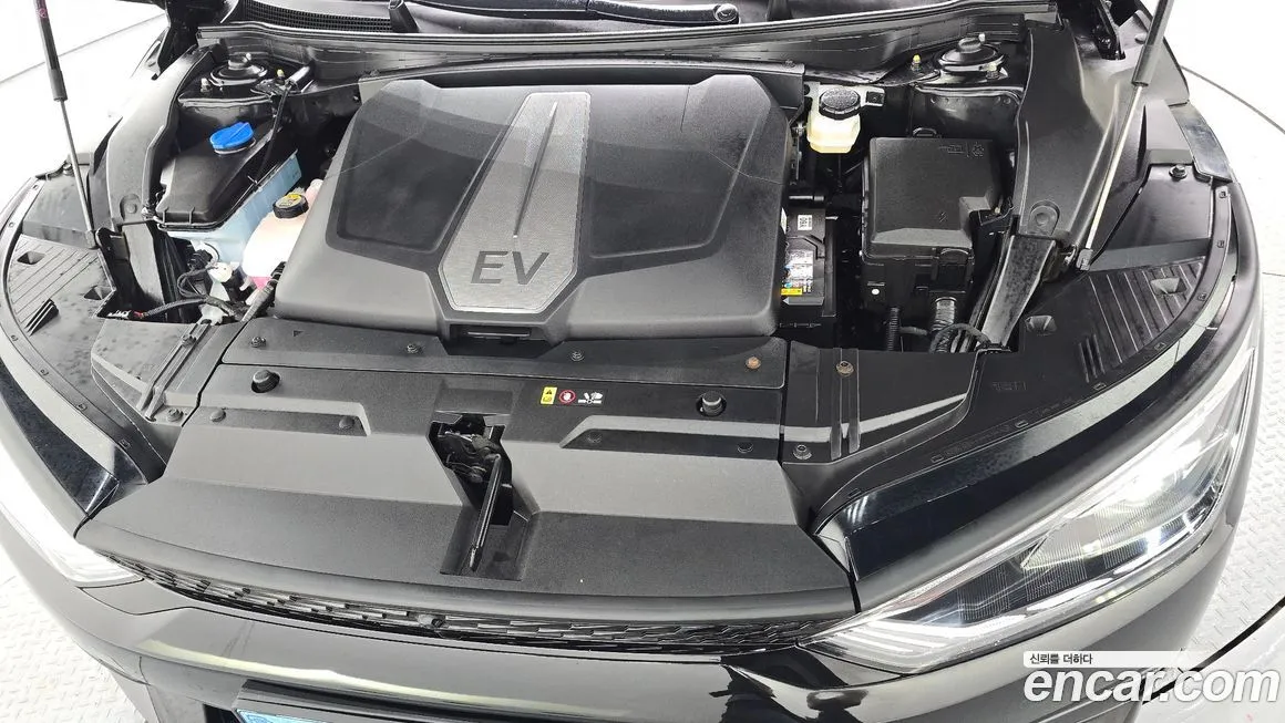 Kia EV6 — фото 7