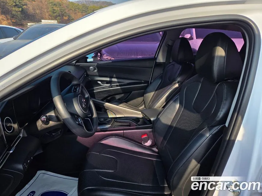 Hyundai AVANTE — фото 2