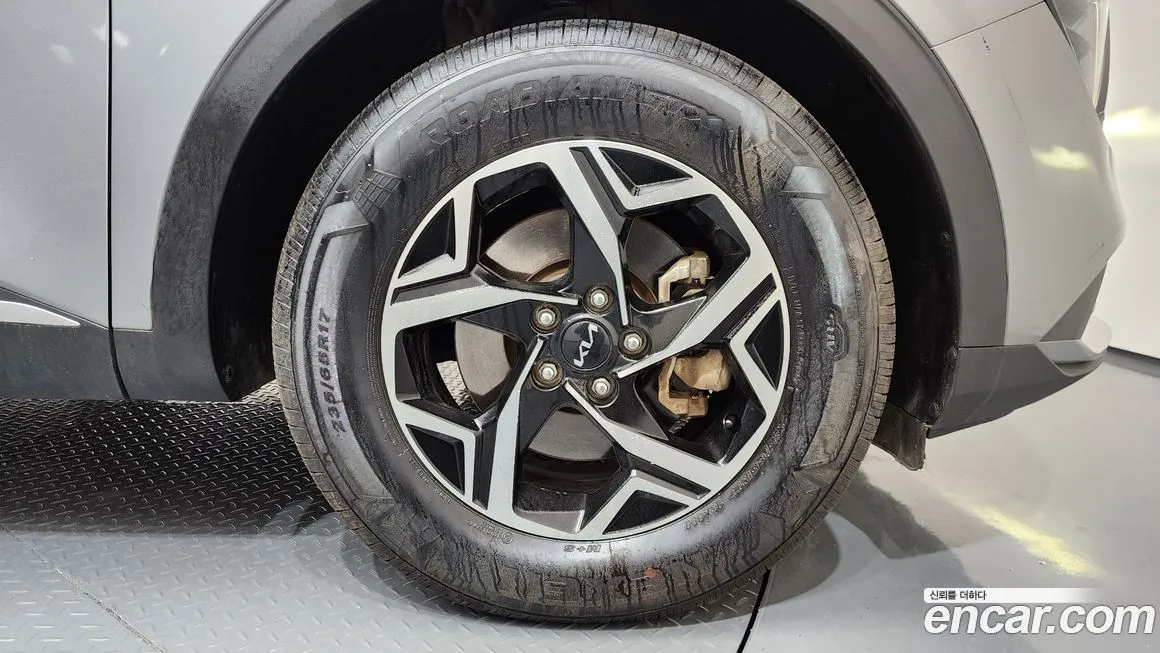 Kia Sportage — фото 10