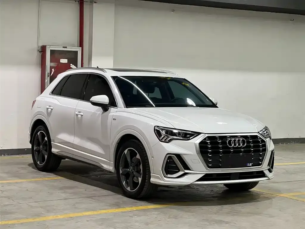 Audi Q3 — фото 4