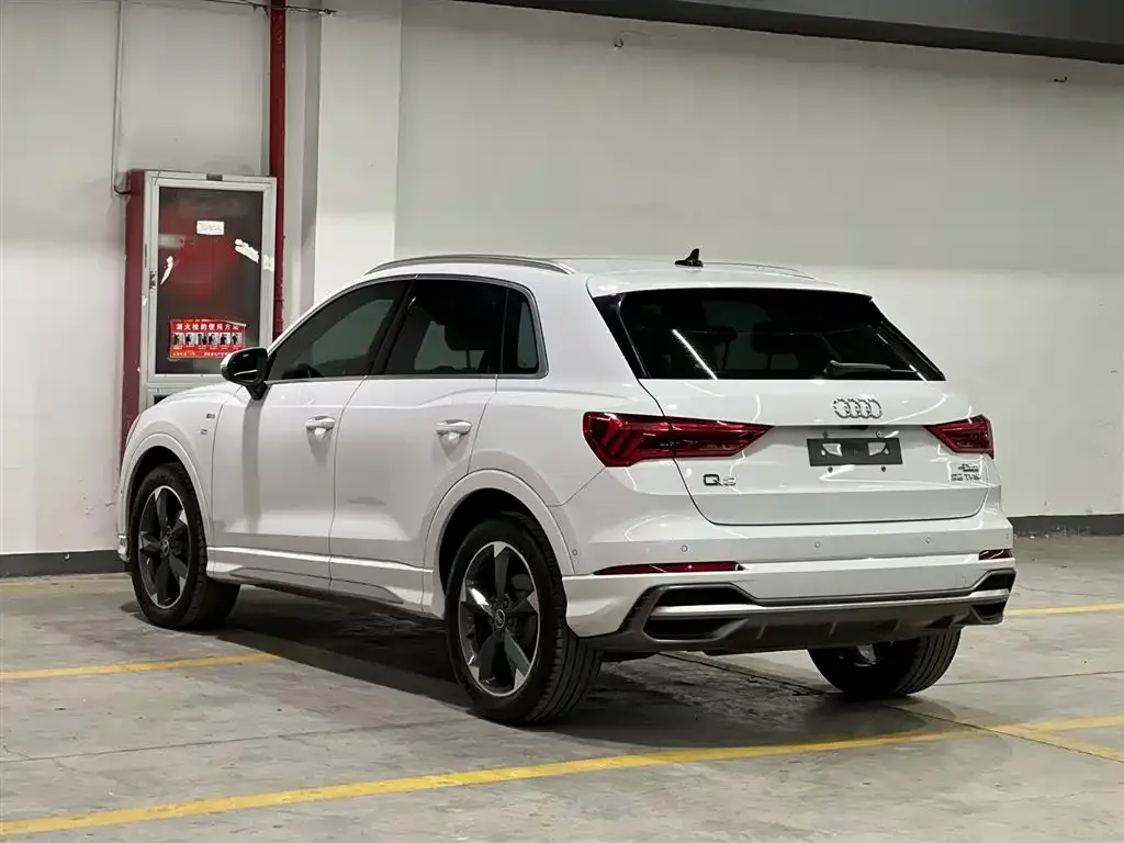Audi Q3 — фото 6